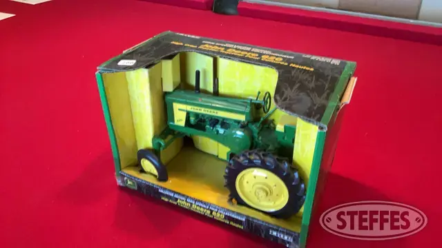 John Deere 620 High Crop Collector Edition