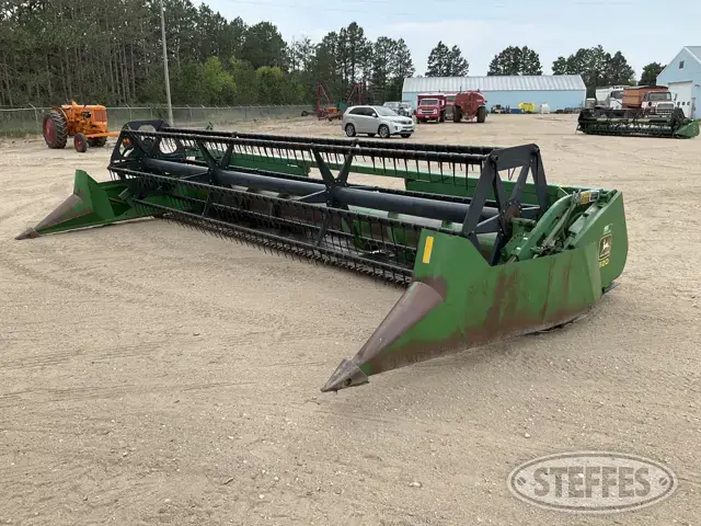 John Deere 920