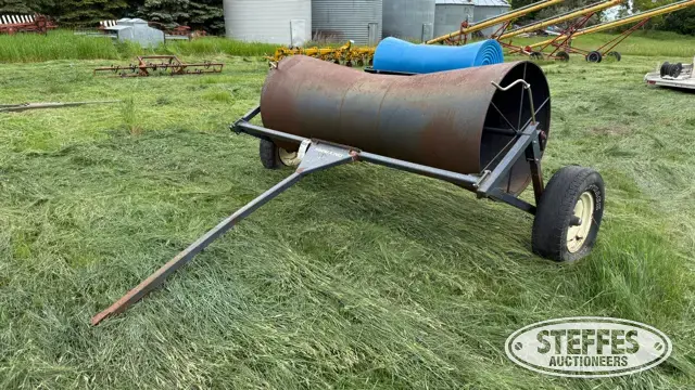 Farm King swath roller
