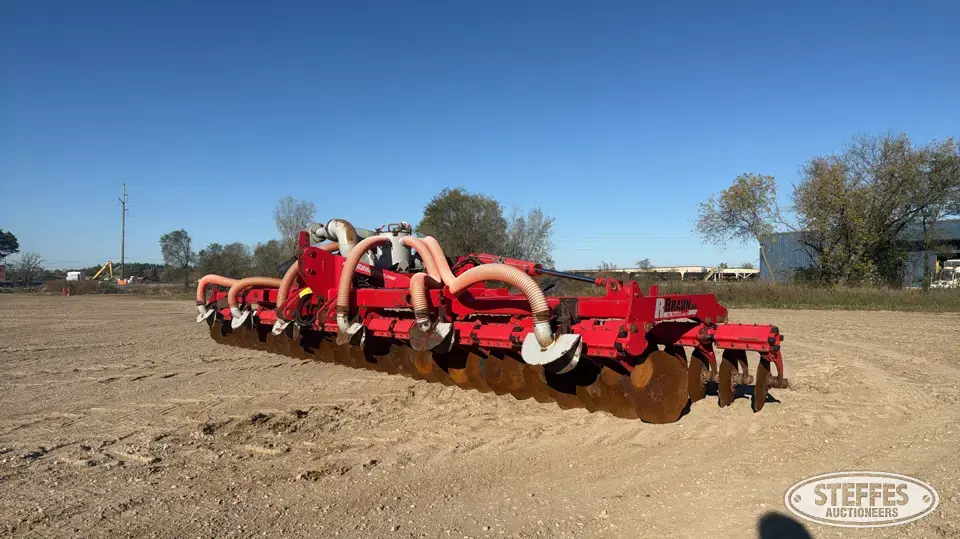 RBraun Inc. Disco28Z Manure Application Equipment