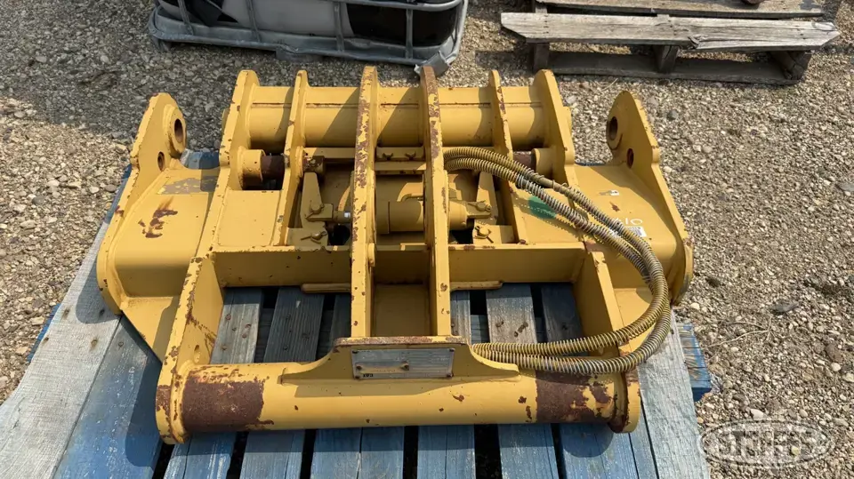 CAT Loader Attachment