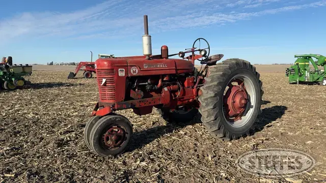 1952 Farmall Super M