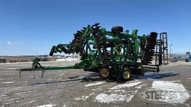 2013 John Deere 2623VT