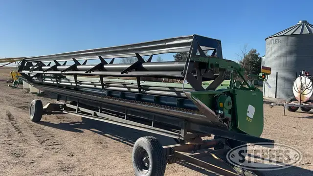 1999 John Deere 930