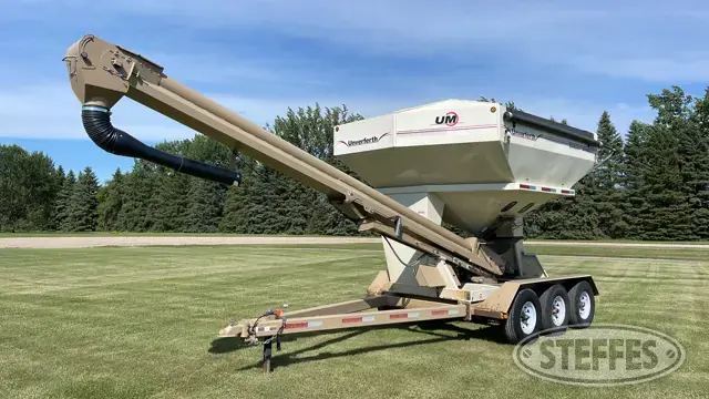2012 Unverferth 3750XL SeedRunner
