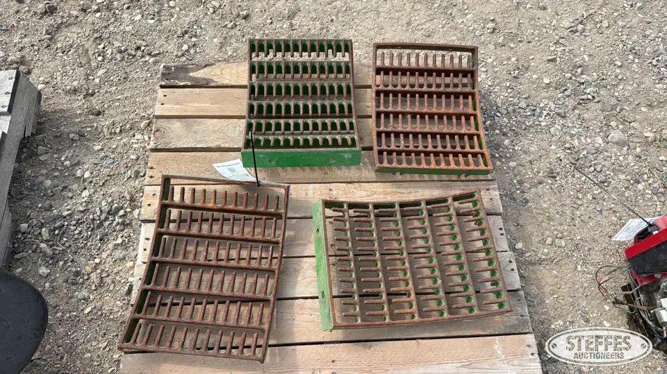 John Deere rotor grates Ag Equipment Part