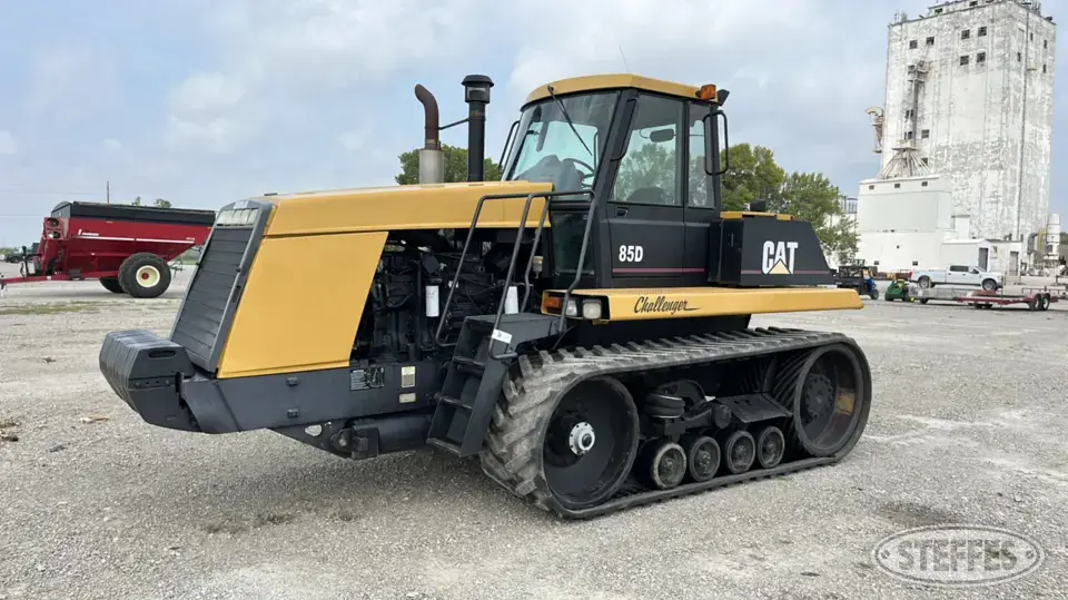 1996 Cat Challenger 85D Track Tractor