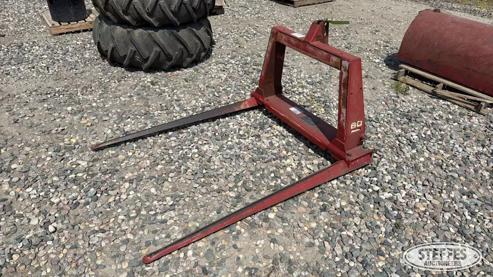 New Holland 80 Bale Handling
