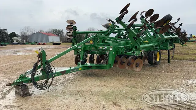 2019 John Deere 2730