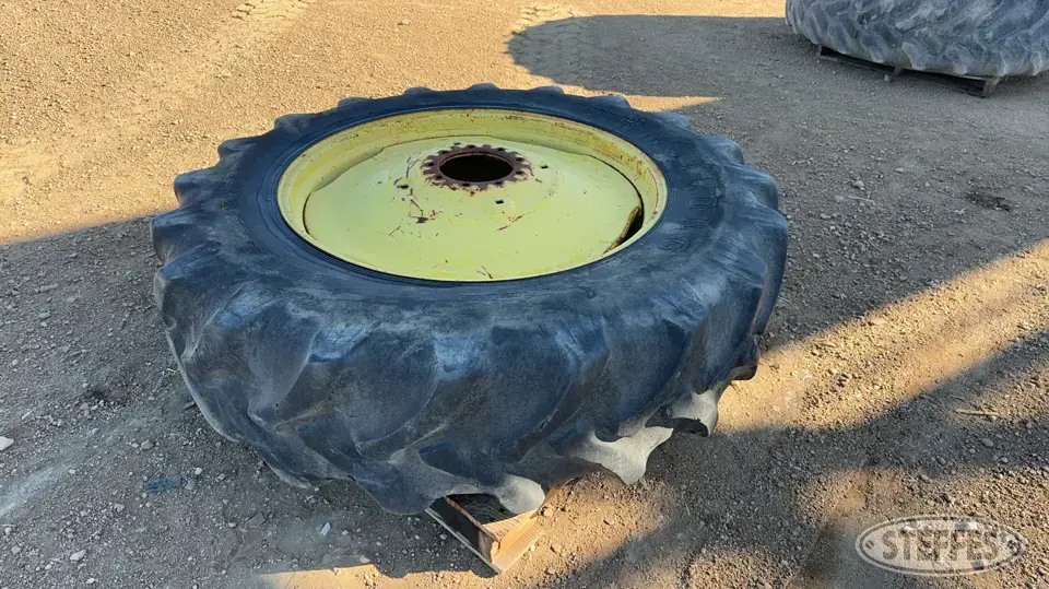 Armstrong 16.9R38 tire Tractor-Implement Tire