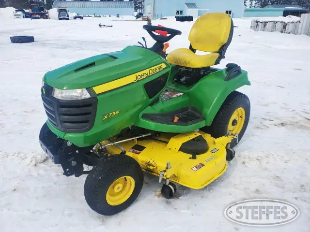 2016 John Deere X734
