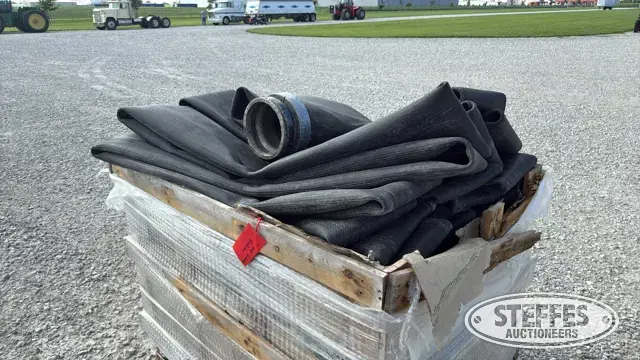 8” manure hose