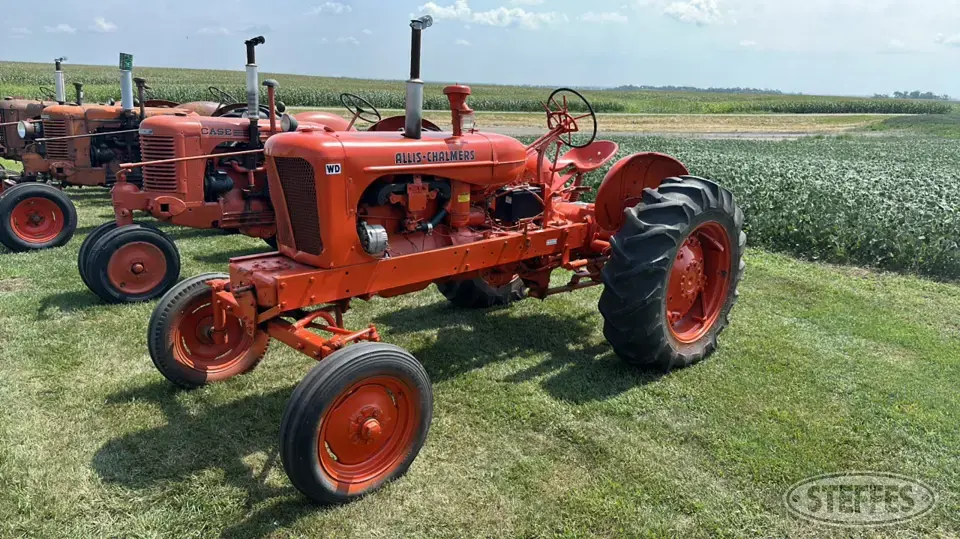Allis Chalmers WD Collectible Show Tractors-Stationary Engine