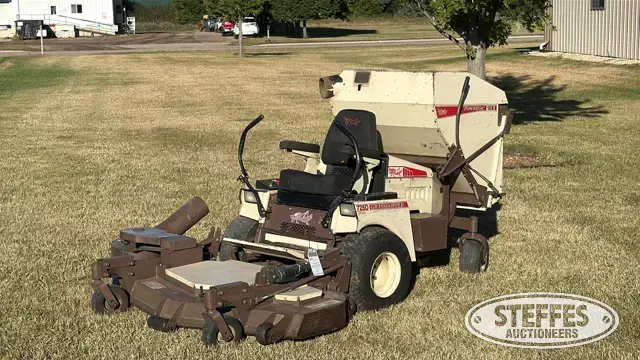 Grasshopper 725D