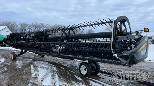 2017 MacDon FD75-S