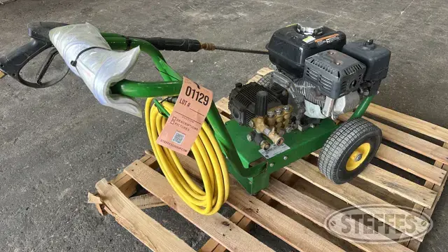 John Deere pressure washer