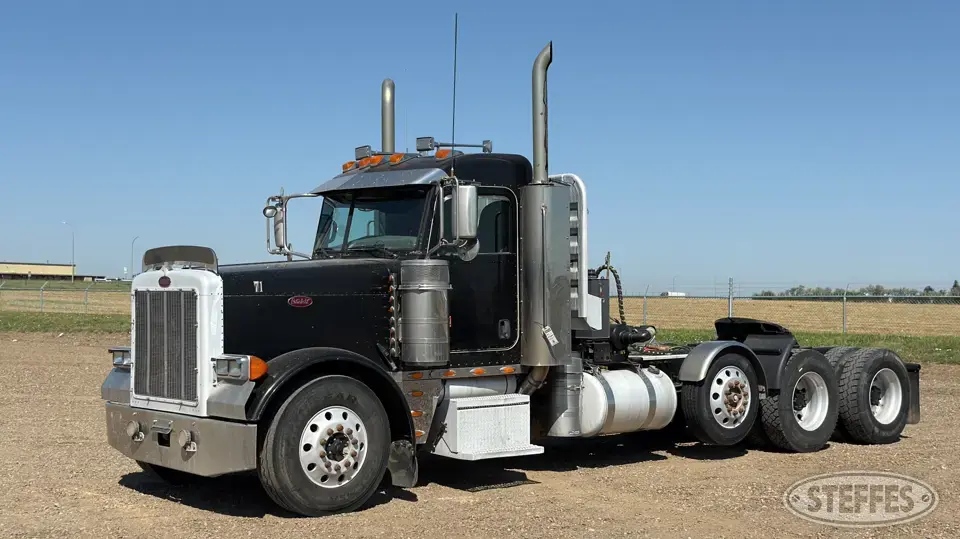 2006 Peterbilt 379 Conventional Truck without Sleeper