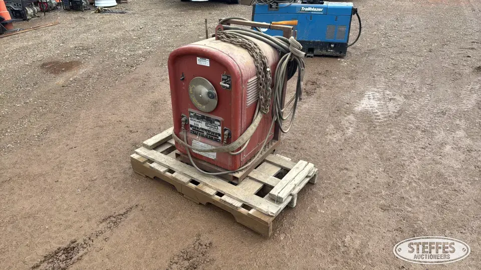 Lincoln Idealarc 250 Welding