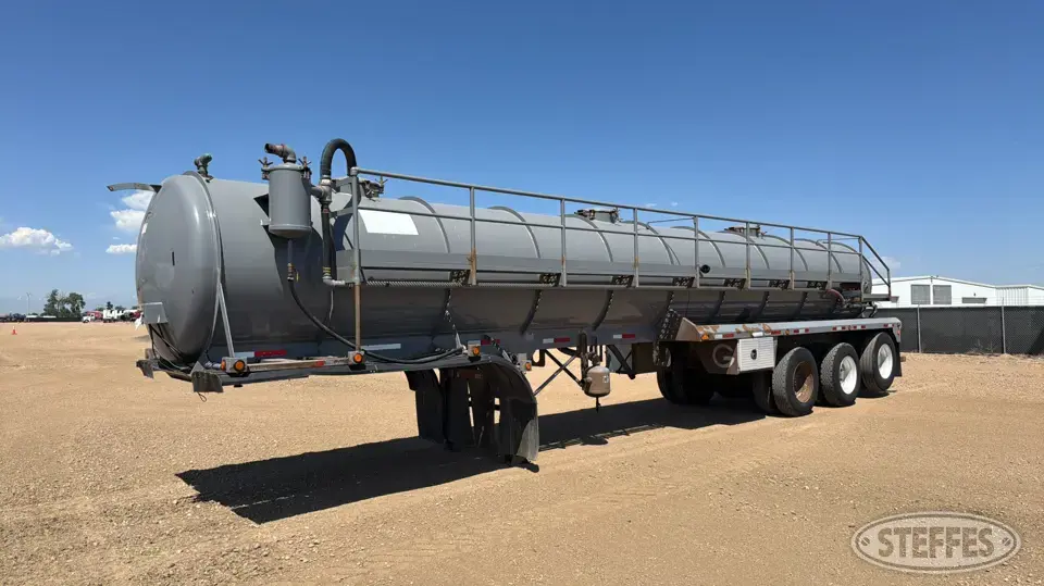 2013 Gaylean 160 bbl. Vacuum Trailer