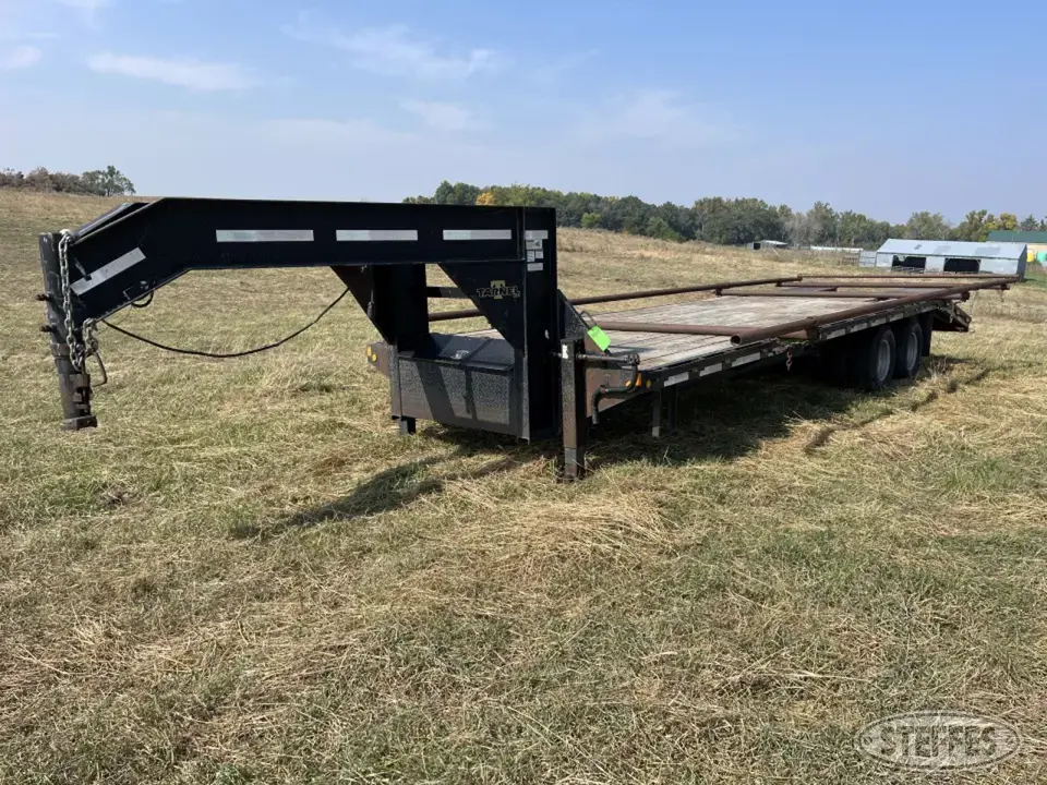 2010 Tarnel Flatbed Trailer