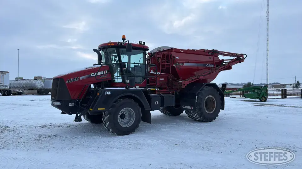 2016 Case IH 4540 Self-Propelled Dry Applicators-Spreaders-Floater
