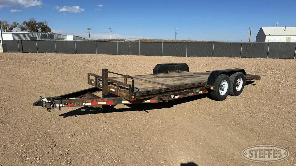 2015 PJ Trailers T6202 Flatbed Trailer