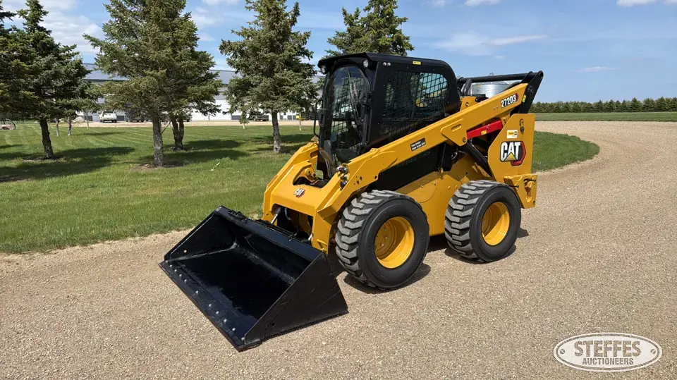 2019 CAT 272D3 Wheeled Skid Steer