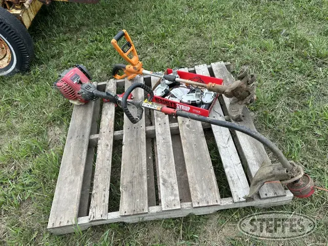 Yard trimmers