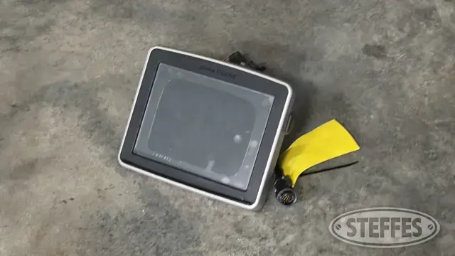 2013 John Deere 2630