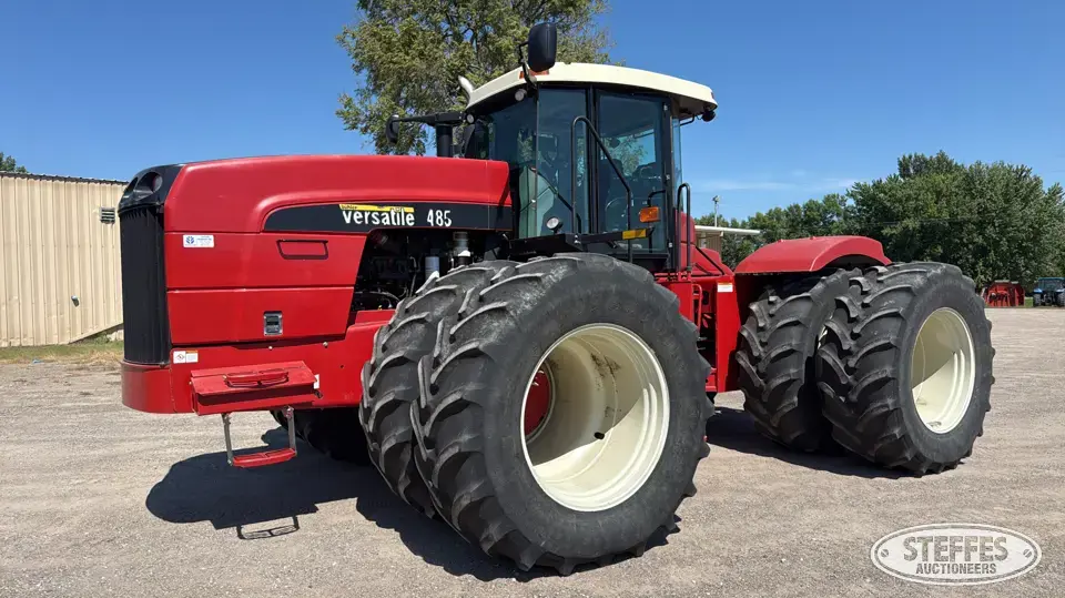 2008 Buhler Versatile 485 4WD Tractor