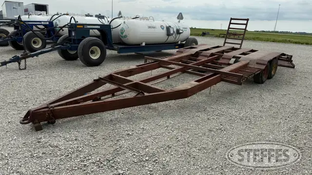 Shop-built tandem axle combine trailer