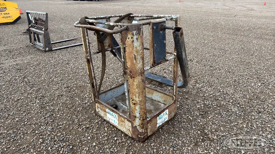 CM BT1 Crane Attachment