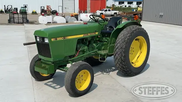 1980 John Deere 950