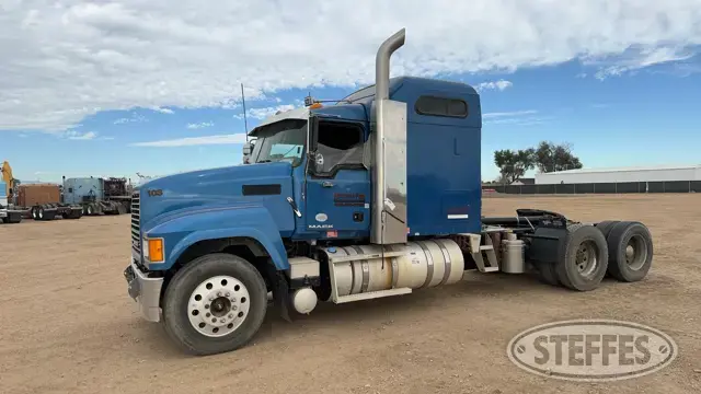 2015 Mack CHU613 Pinnacle