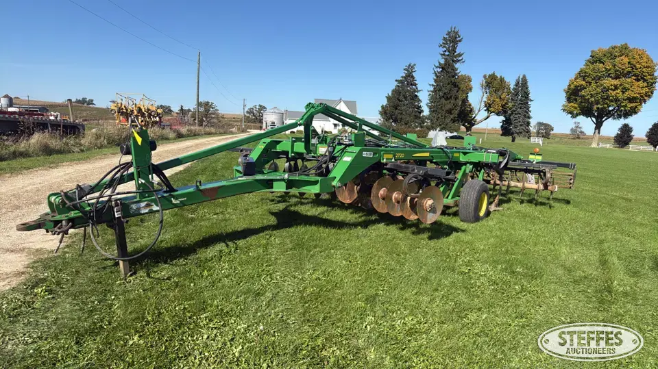 2013 John Deere 2720 Ripper