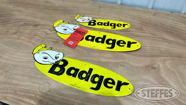 (3) Badger