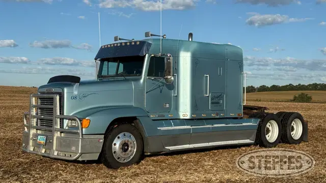 1998 Freightliner FLD120