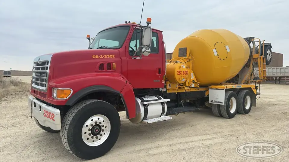 2005 Sterling LT9500 Mixer Truck