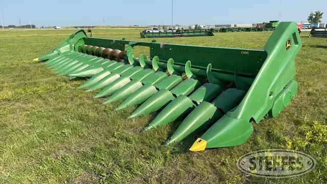 2022 John Deere C18R