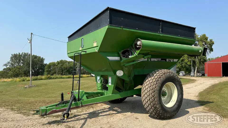 Brent 672 Grain Cart