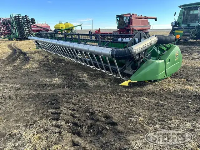 2010 John Deere 630F