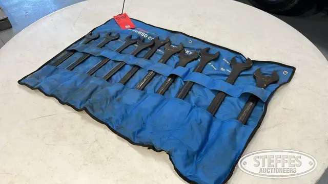 Cal-Hawk wrench set