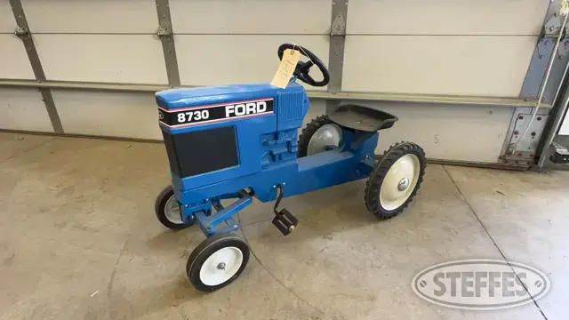 1995 Ford 8730