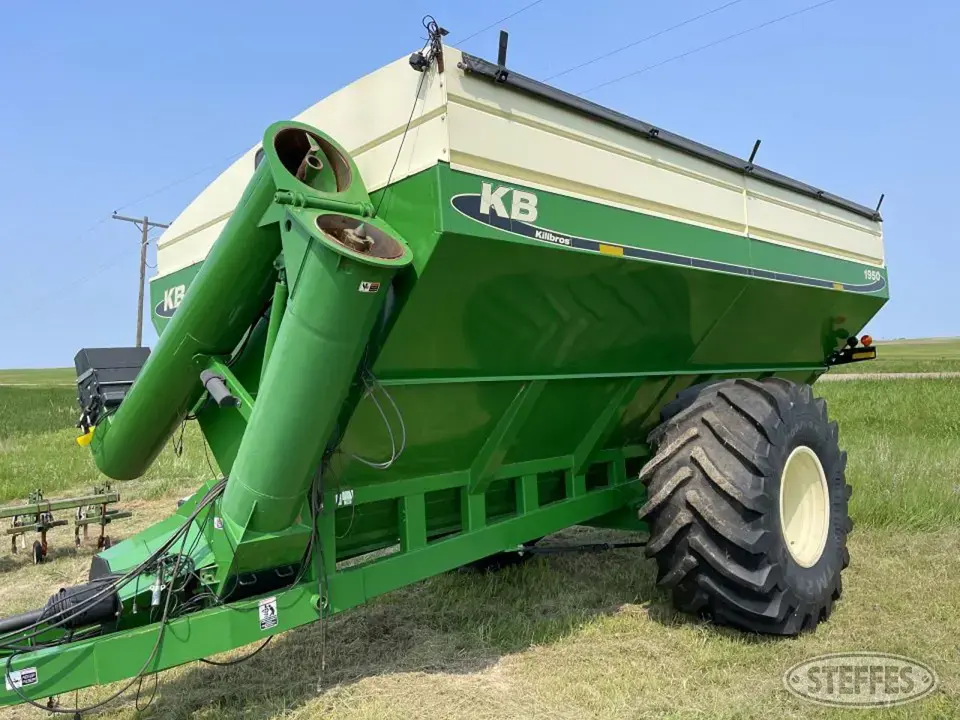 2011 Killbros 1950 Grain Cart