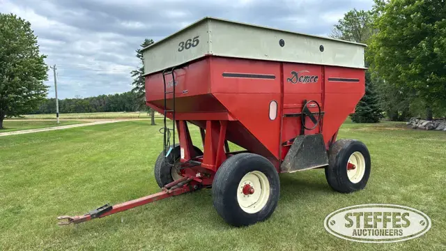 1996 Demco 365