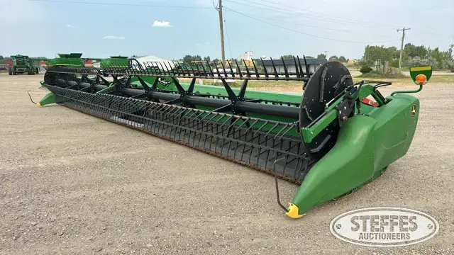 2017 John Deere 640FD