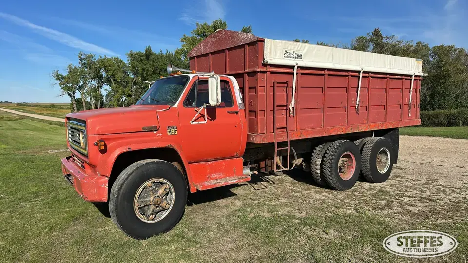 1973 Chevrolet C65 Grain Truck