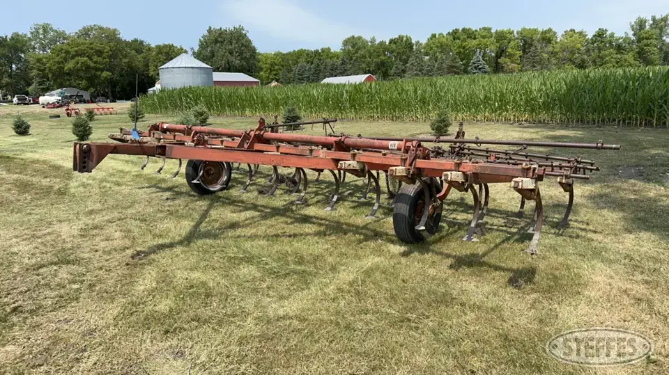 International 45 Vibra Shank Field Cultivator