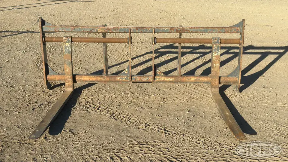 GEM Fork CF 310 Loader Backhoe Attachment