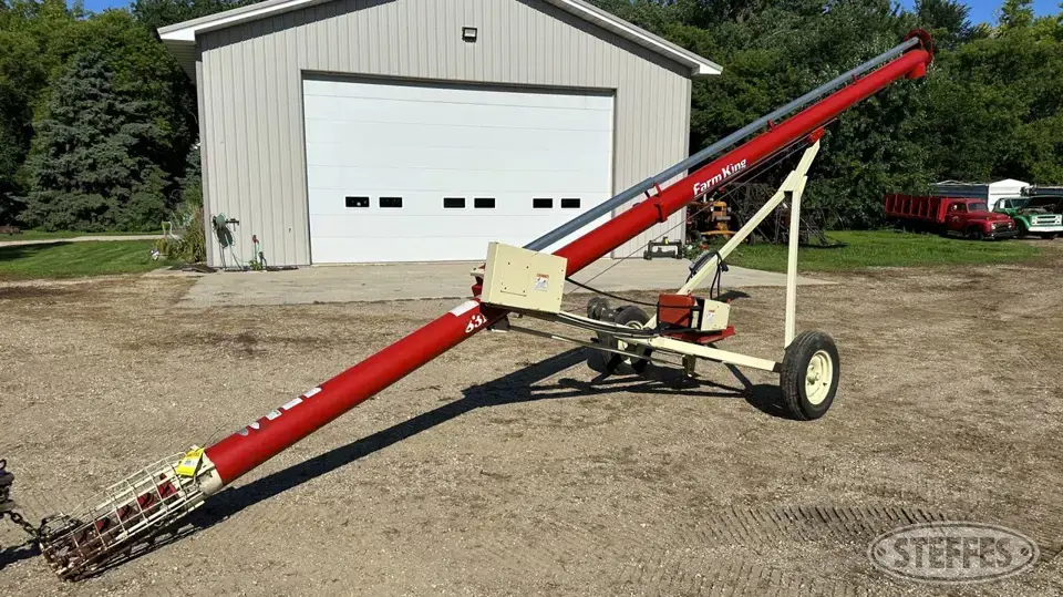 Farm King 831 Straight Auger
